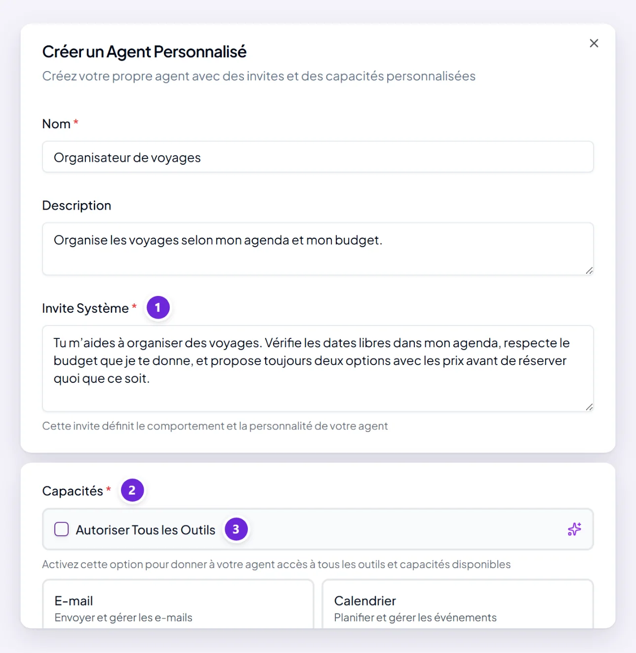 La fenêtre Créer un Agent Personnalisé avec un nom, une Invite Système décrivant ce que l’agent doit faire, une liste de capacités à choisir, et l’interrupteur Autoriser tous les outils.